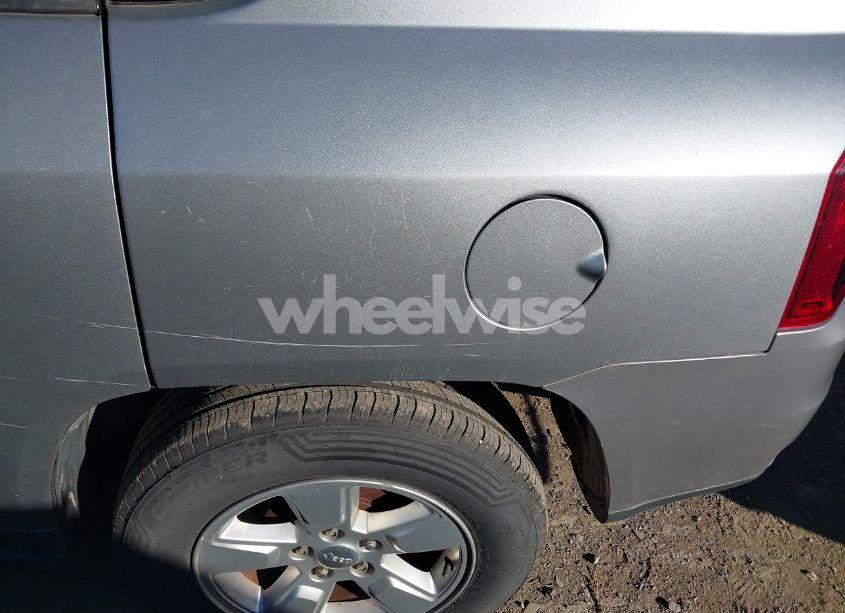 Photo 6 of 2015 Jeep Compass SPORT (VIN 1C4NJCBA7FD156029)