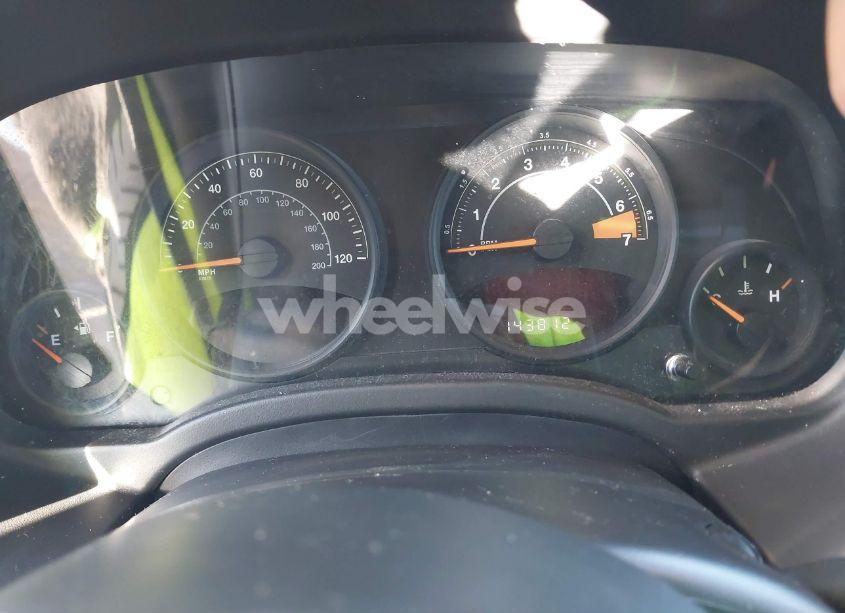 Photo 7 of 2015 Jeep Compass SPORT (VIN 1C4NJCBA7FD156029)