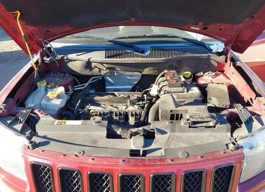 Photo 10 of 2015 Jeep Compass ALTITUDE EDITION (VIN 1C4NJCBA7FD431494)