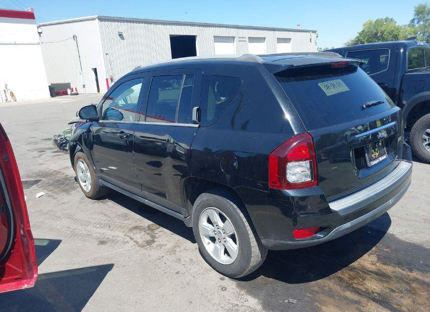 Photo 3 of 2015 Jeep Compass SPORT (VIN 1C4NJCBA7FD436954)