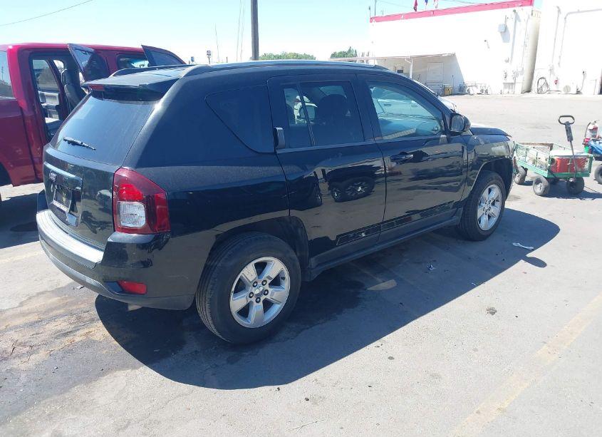 Photo 4 of 2015 Jeep Compass SPORT (VIN 1C4NJCBA7FD436954)