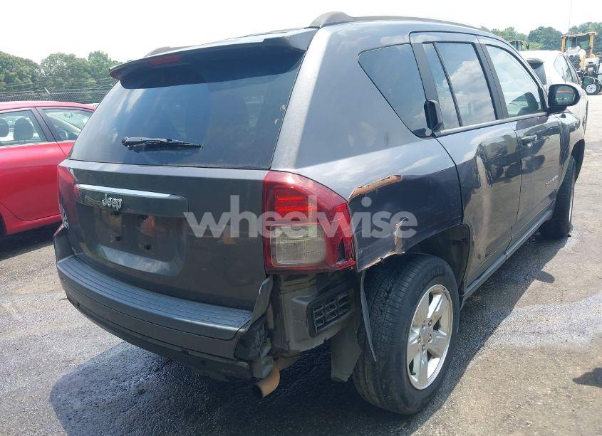 Photo 6 of 2015 Jeep Compass SPORT (VIN 1C4NJCBA7FD438672)