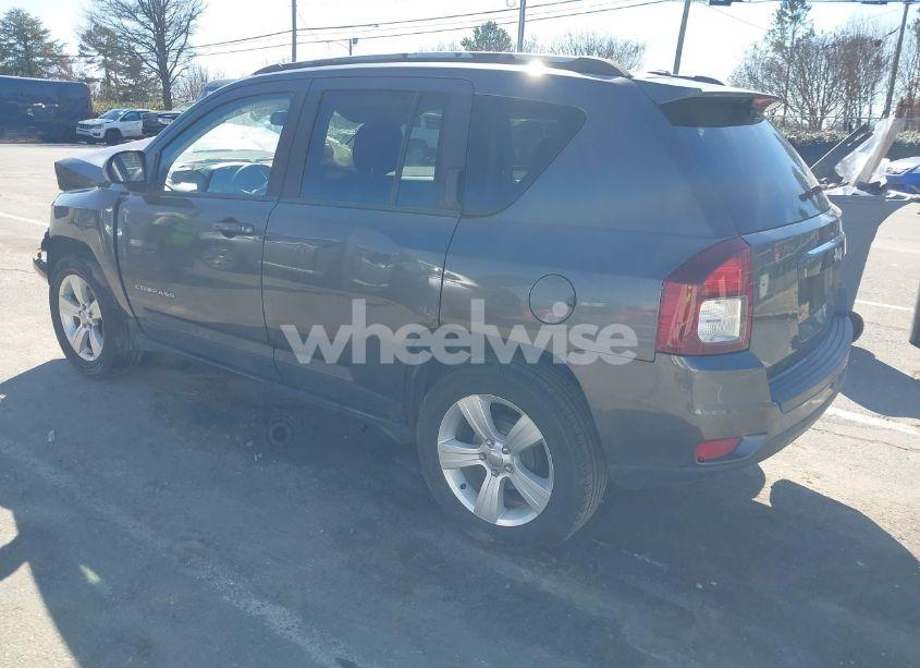 Photo 3 of 2016 Jeep Compass SPORT (VIN 1C4NJCBA7GD611107)