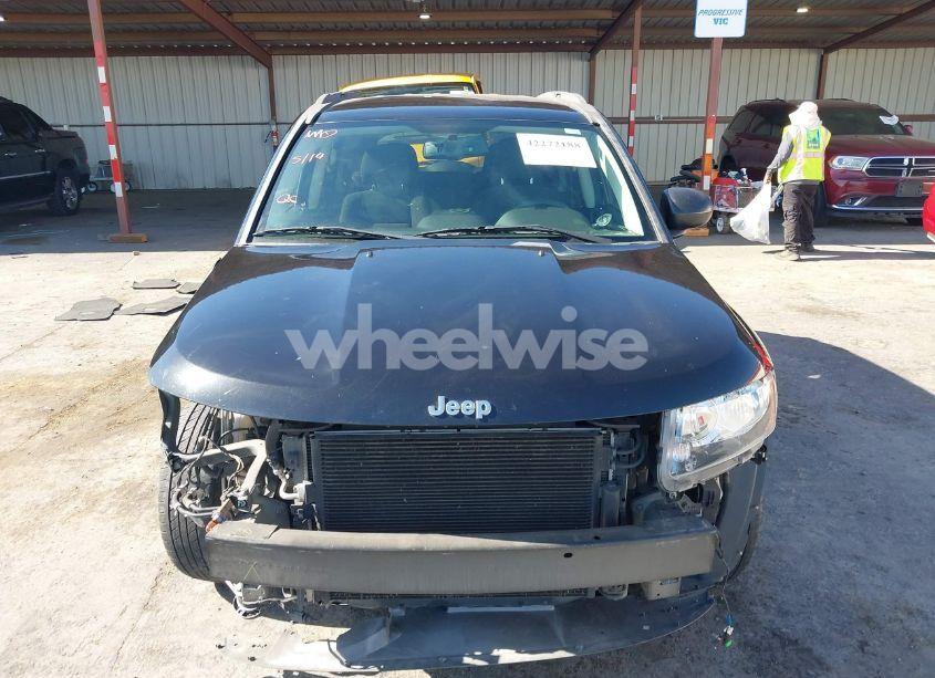 Photo 13 of 2016 Jeep Compass SPORT (VIN 1C4NJCBA7GD648822)
