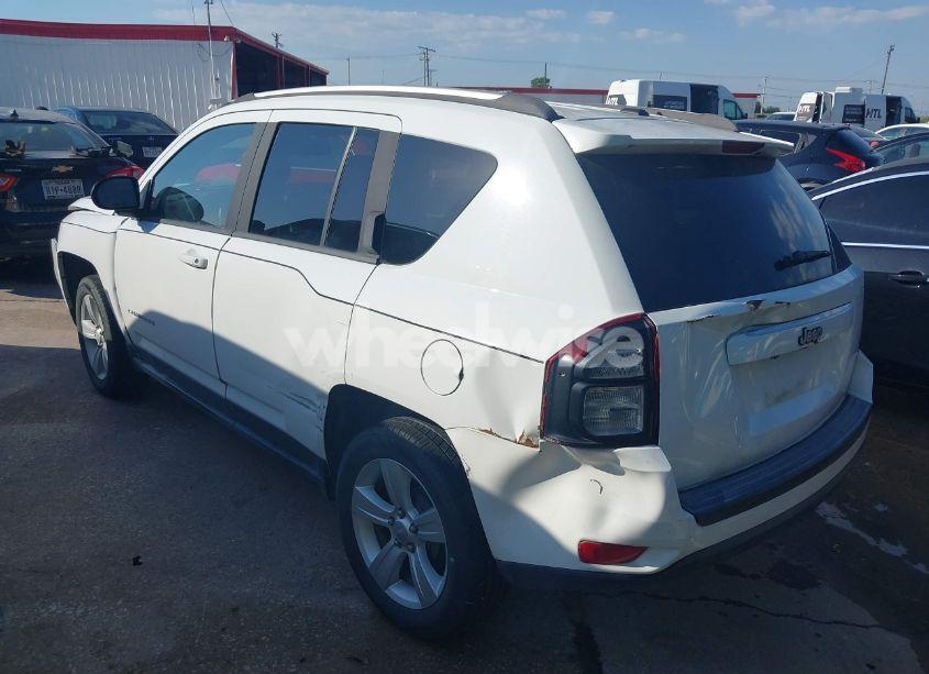 Photo 3 of 2016 Jeep Compass SPORT (VIN 1C4NJCBA7GD705620)