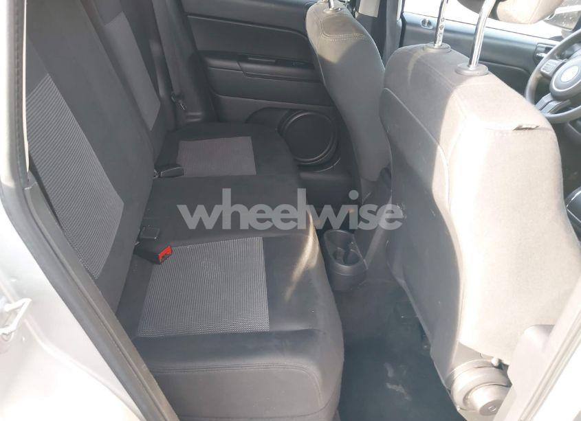 Photo 8 of 2014 Jeep Compass SPORT (VIN 1C4NJCBA8ED523941)