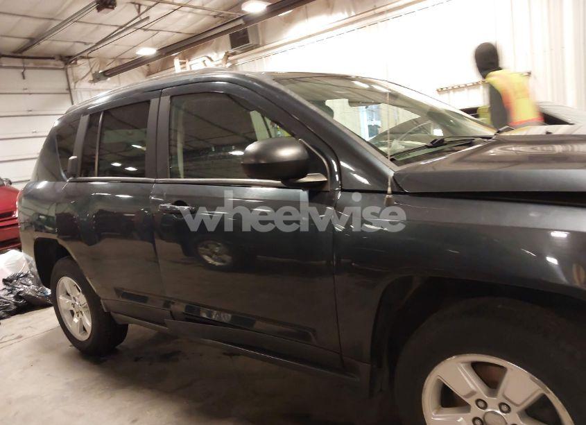 Photo 14 of 2014 Jeep Compass SPORT (VIN 1C4NJCBA8ED531277)