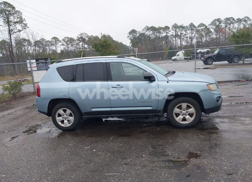 Photo 13 of 2014 Jeep Compass SPORT (VIN 1C4NJCBA8ED573447)