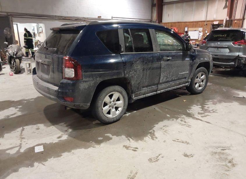 Photo 4 of 2014 Jeep Compass SPORT (VIN 1C4NJCBA8ED660250)