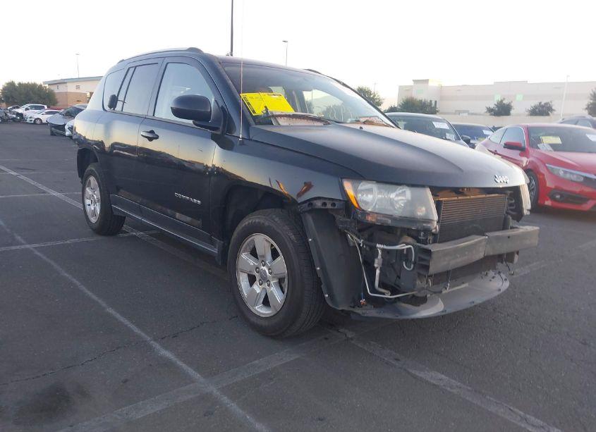 2014 Jeep Compass SPORT (VIN 1C4NJCBA8ED731611) main photo