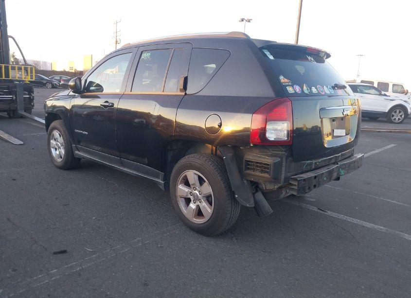 Photo 3 of 2014 Jeep Compass SPORT (VIN 1C4NJCBA8ED731611)