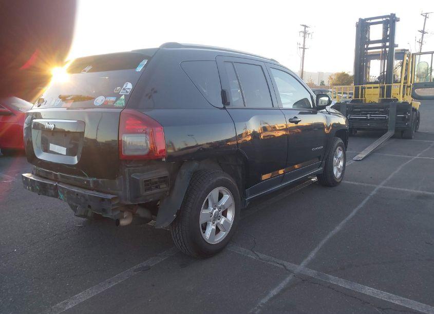 Photo 4 of 2014 Jeep Compass SPORT (VIN 1C4NJCBA8ED731611)