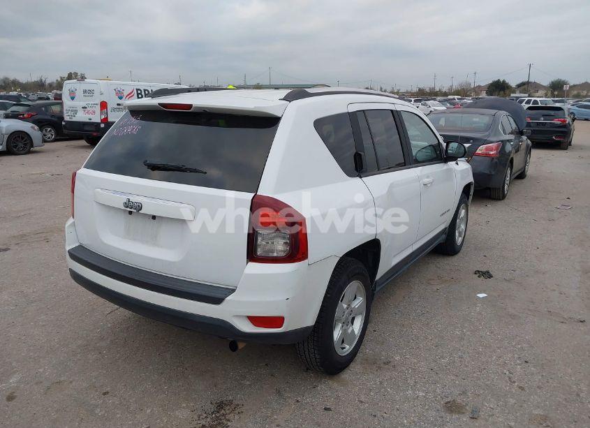 Photo 4 of 2014 Jeep Compass SPORT (VIN 1C4NJCBA8ED801172)