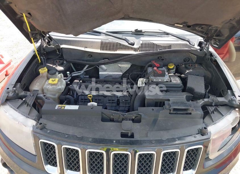 Photo 10 of 2014 Jeep Compass SPORT (VIN 1C4NJCBA8ED882268)