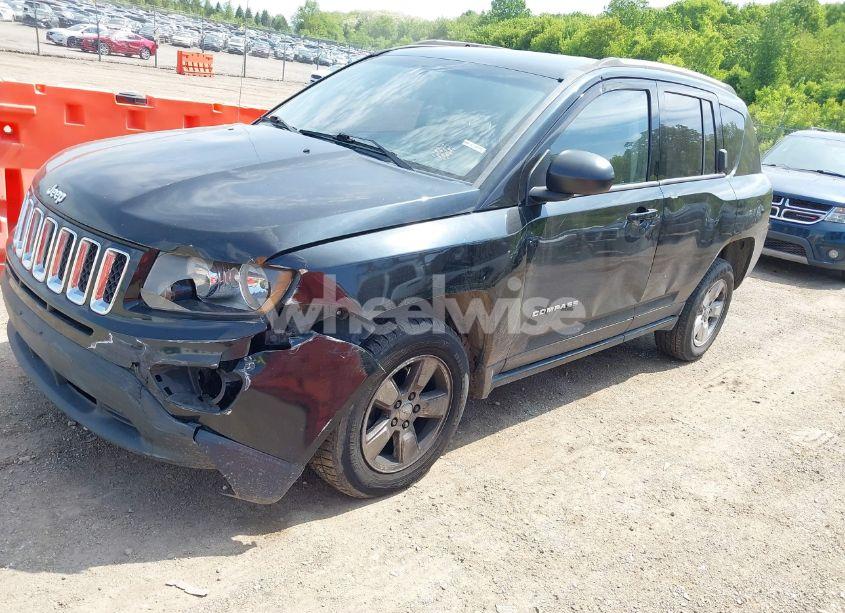 Photo 2 of 2014 Jeep Compass SPORT (VIN 1C4NJCBA8ED882268)