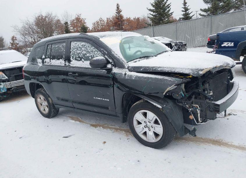 2015 Jeep Compass SPORT (VIN 1C4NJCBA8FD249867) main photo