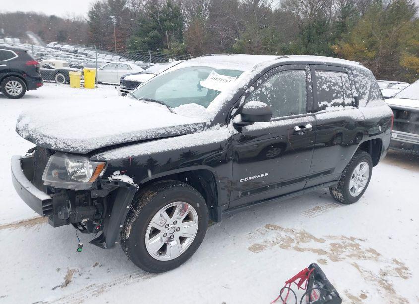 Photo 2 of 2015 Jeep Compass SPORT (VIN 1C4NJCBA8FD249867)