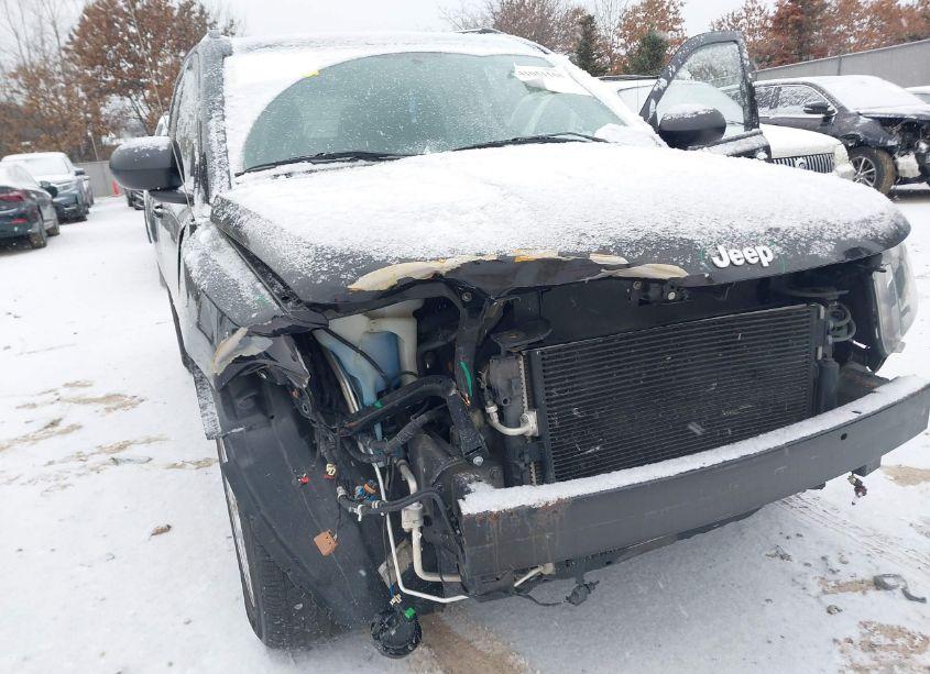 Photo 6 of 2015 Jeep Compass SPORT (VIN 1C4NJCBA8FD249867)