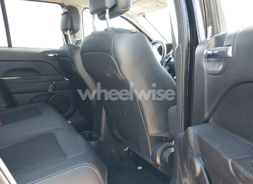 Photo 8 of 2016 Jeep Compass SPORT SE (VIN 1C4NJCBA8GD650157)