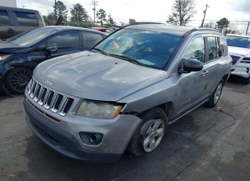 Photo 2 of 2017 Jeep Compass SPORT FWD (VIN 1C4NJCBA8HD156690)