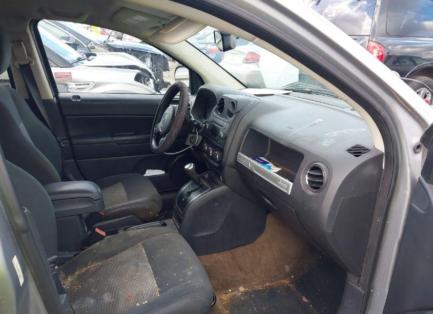 Photo 5 of 2017 Jeep Compass SPORT FWD (VIN 1C4NJCBA8HD156690)