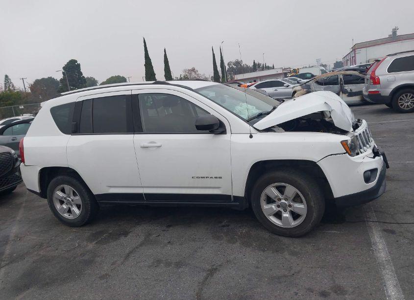 Photo 13 of 2014 Jeep Compass SPORT (VIN 1C4NJCBA9ED539307)