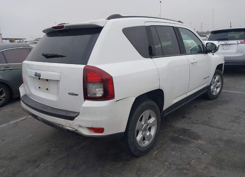 Photo 4 of 2014 Jeep Compass SPORT (VIN 1C4NJCBA9ED539307)