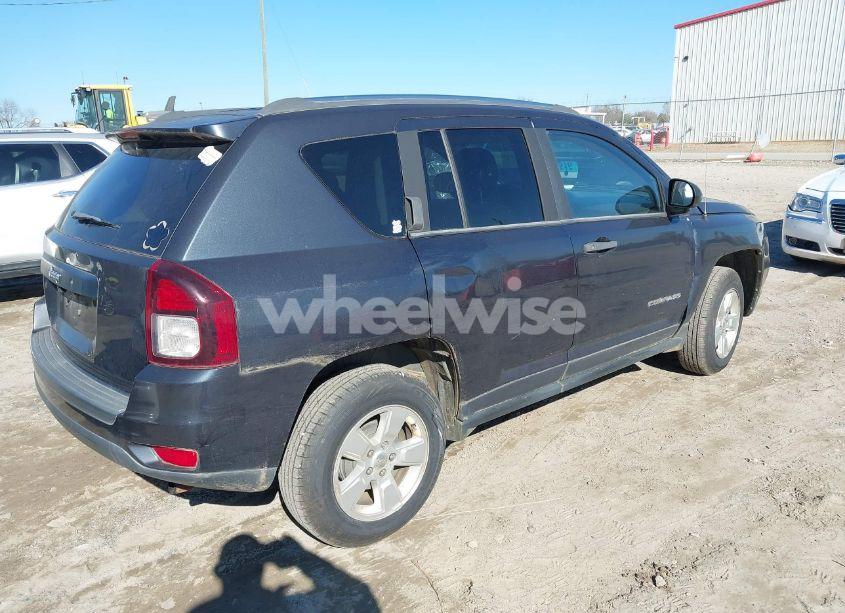 Photo 4 of 2014 Jeep Compass SPORT (VIN 1C4NJCBA9ED666557)