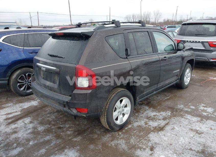 Photo 4 of 2014 Jeep Compass SPORT (VIN 1C4NJCBA9ED690115)