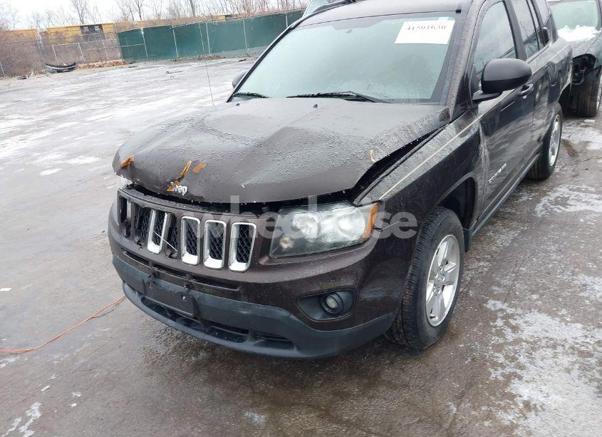 Photo 6 of 2014 Jeep Compass SPORT (VIN 1C4NJCBA9ED690115)