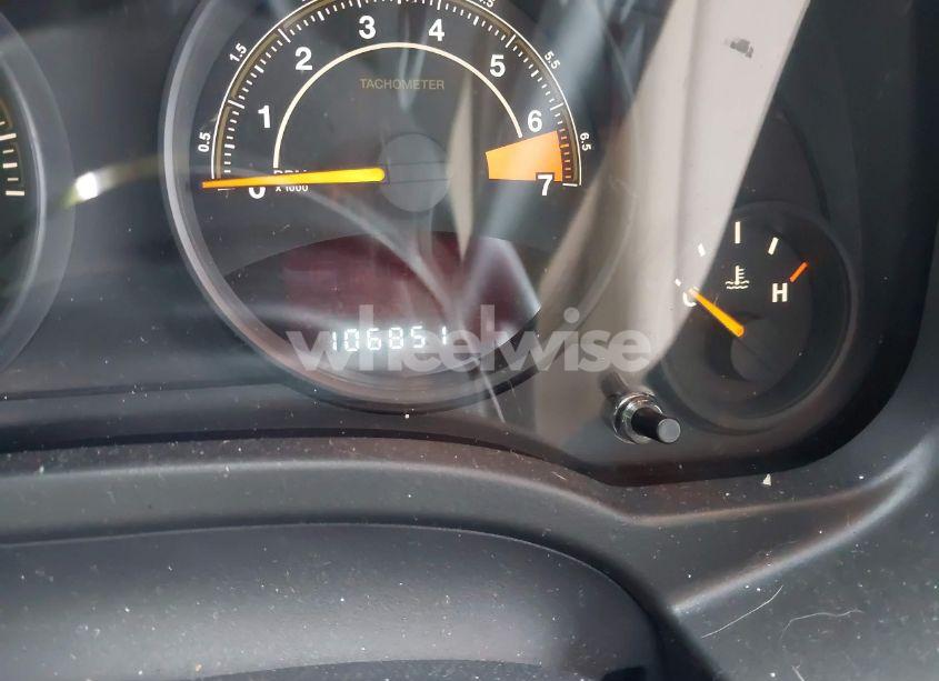 Photo 7 of 2014 Jeep Compass SPORT (VIN 1C4NJCBA9ED690115)