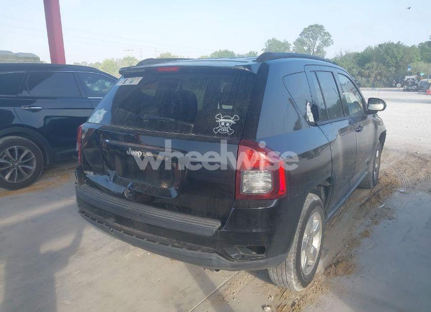 Photo 4 of 2015 Jeep Compass SPORT (VIN 1C4NJCBA9FD325824)