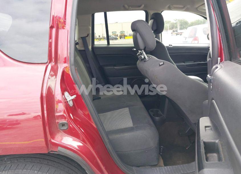 Photo 8 of 2016 Jeep Compass SPORT (VIN 1C4NJCBA9GD525085)