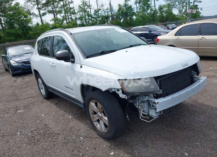2016 Jeep Compass SPORT (VIN 1C4NJCBA9GD620407) main photo