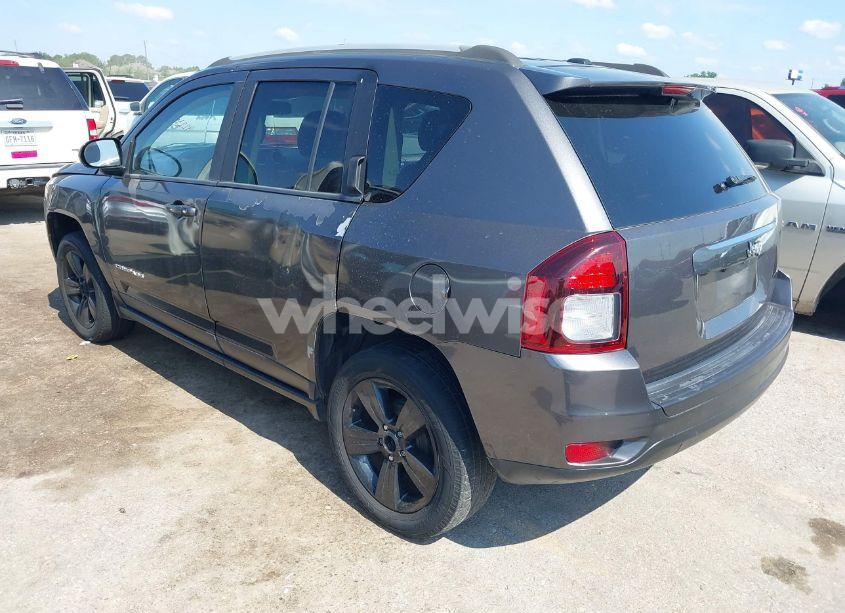 Photo 3 of 2016 Jeep Compass SPORT (VIN 1C4NJCBA9GD675309)