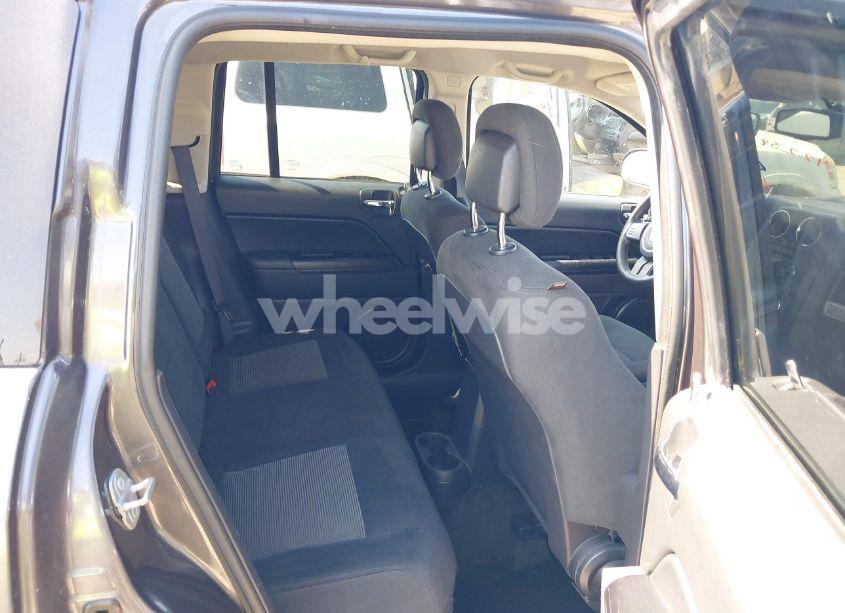 Photo 8 of 2016 Jeep Compass SPORT (VIN 1C4NJCBA9GD675309)