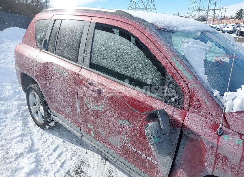Photo 6 of 2014 Jeep Compass SPORT (VIN 1C4NJCBAXED559761)