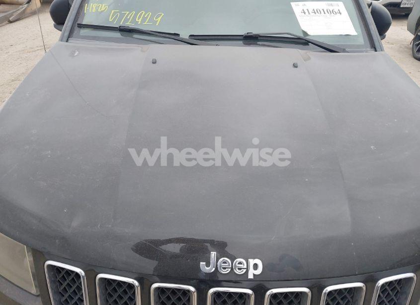 Photo 12 of 2014 Jeep Compass SPORT (VIN 1C4NJCBAXED572929)