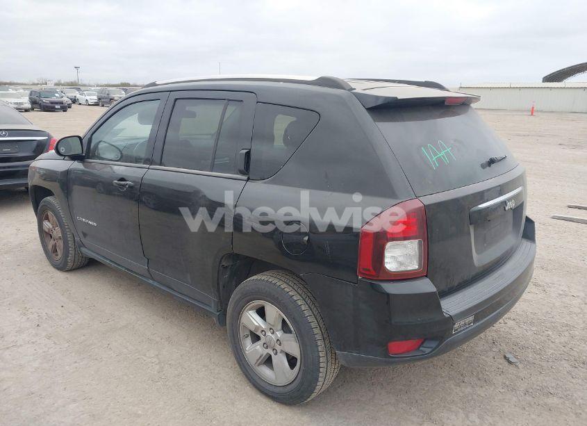 Photo 3 of 2014 Jeep Compass SPORT (VIN 1C4NJCBAXED572929)