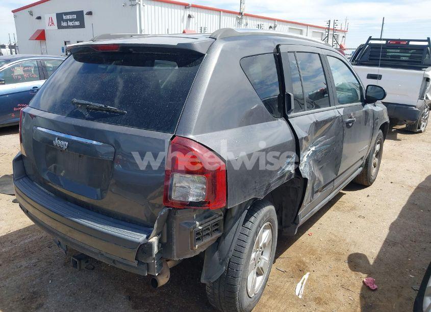 Photo 4 of 2014 Jeep Compass SPORT (VIN 1C4NJCBAXED882501)