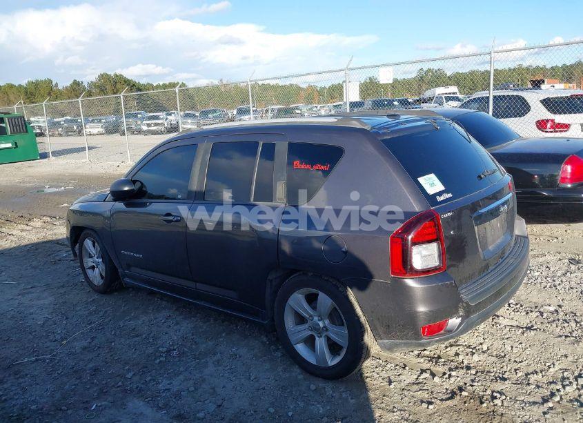 Photo 15 of 2016 Jeep Compass SPORT (VIN 1C4NJCBAXGD518842)