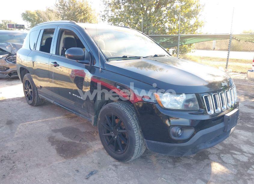 2016 Jeep Compass SPORT (VIN 1C4NJCBAXGD628418) main photo