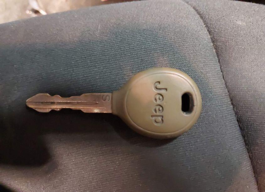 Photo 11 of 2016 Jeep Compass SPORT (VIN 1C4NJCBAXGD800284)