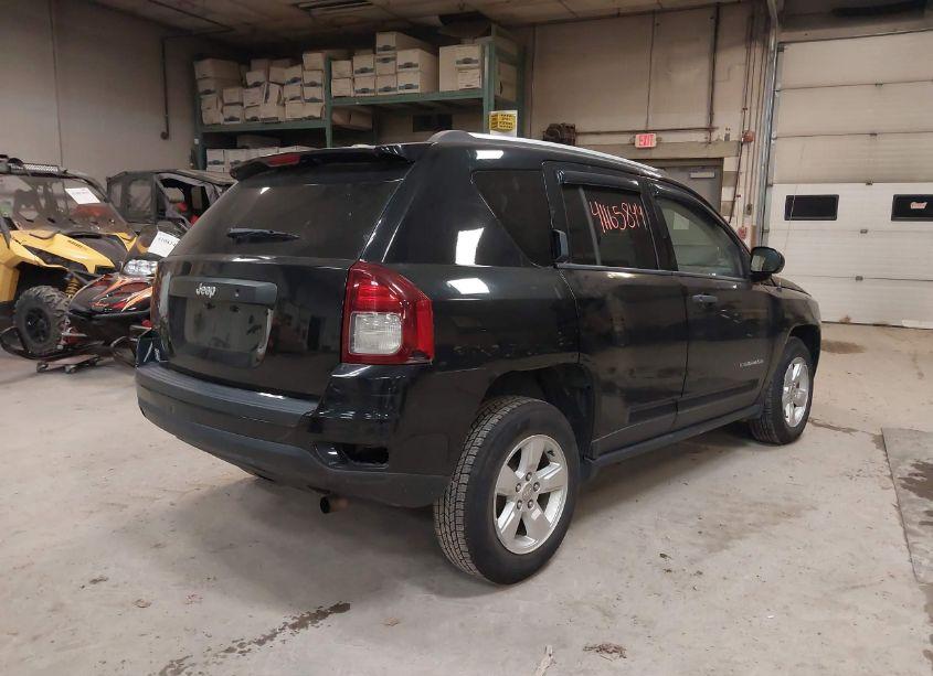 Photo 4 of 2016 Jeep Compass SPORT (VIN 1C4NJCBAXGD800284)