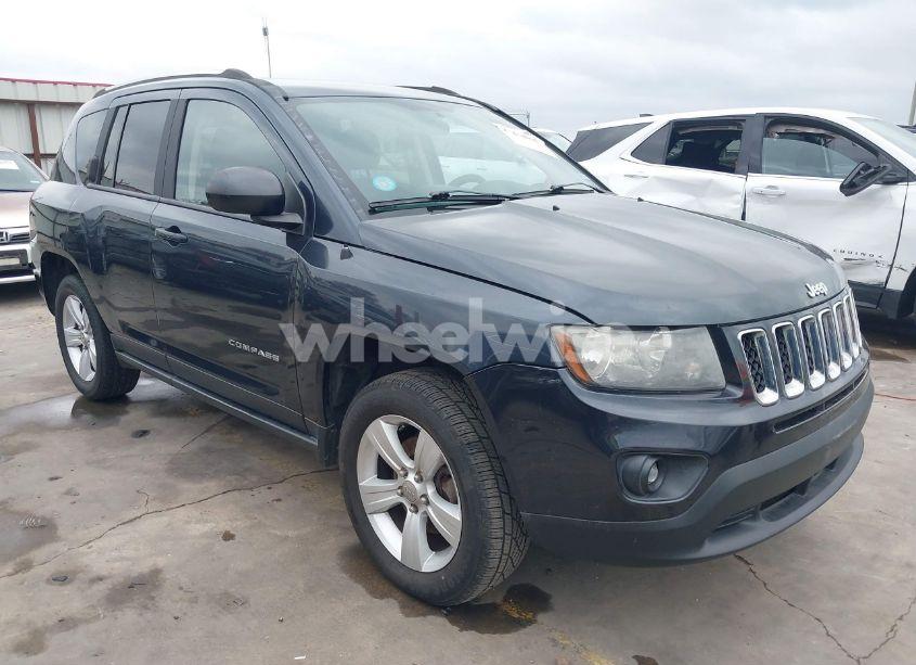 2014 Jeep Compass SPORT (VIN 1C4NJCBB0ED647937) main photo