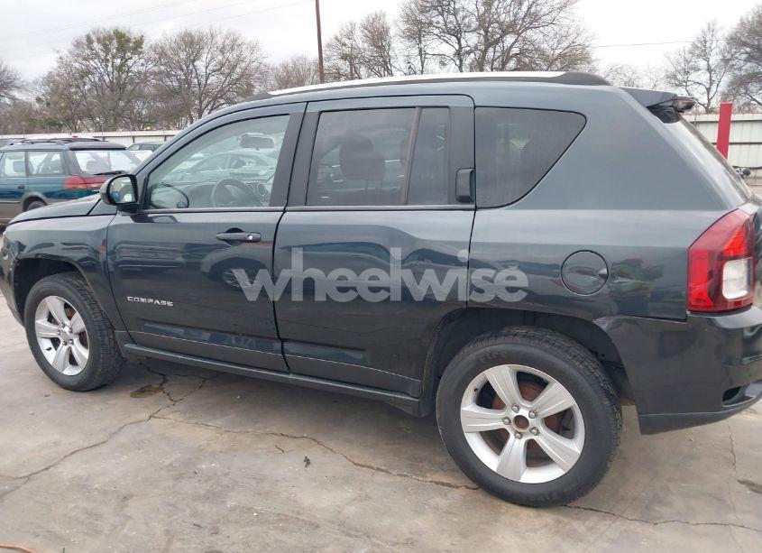 Photo 14 of 2014 Jeep Compass SPORT (VIN 1C4NJCBB0ED647937)