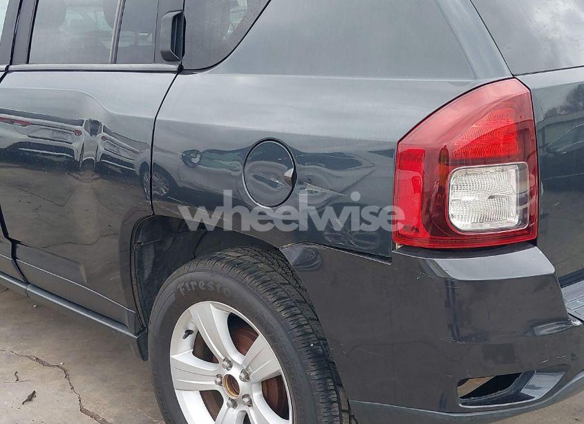 Photo 17 of 2014 Jeep Compass SPORT (VIN 1C4NJCBB0ED647937)