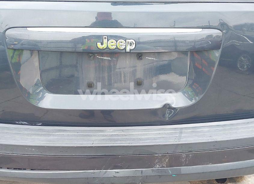 Photo 6 of 2014 Jeep Compass SPORT (VIN 1C4NJCBB0ED647937)