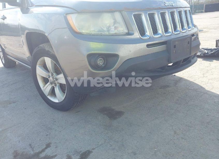 Photo 6 of 2013 Jeep Compass SPORT (VIN 1C4NJCBB2DD174668)