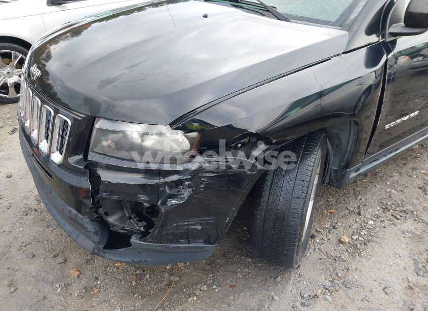 Photo 6 of 2014 Jeep Compass SPORT (VIN 1C4NJCBB2ED740068)